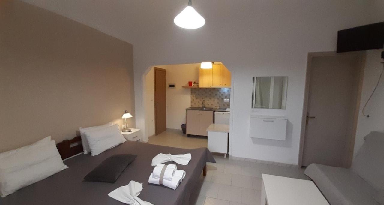 Giota Rooms Arkoudi Exteriör bild